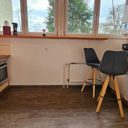 Апартаменты Exklusive Grosse Fuer 7 Personen, Parkplatz, Balkon, 3 Schlafzimmer *
