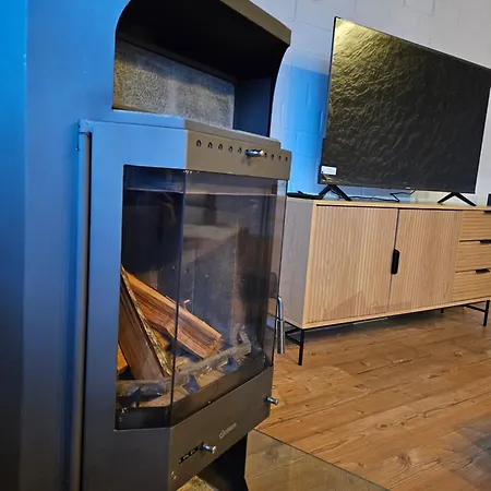 Exklusive Grosse Fuer 7 Personen, Parkplatz, Balkon, 3 Schlafzimmer Апартаменты Байройт