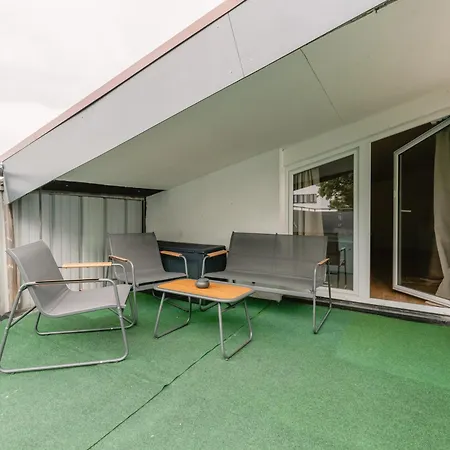 Exklusive Grosse Fuer 7 Personen, Parkplatz, Balkon, 3 Schlafzimmer