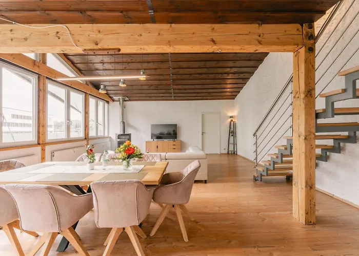 Appartement Exklusive Grosse Fuer 7 Personen, Parkplatz, Balkon, 3 Schlafzimmer *